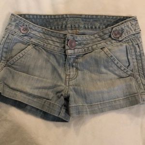 Vintage guess jean shorts
